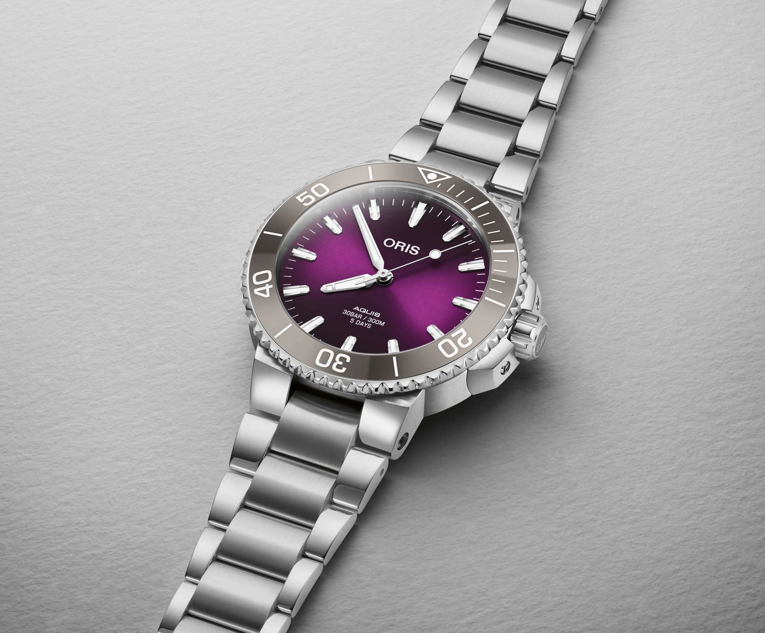 Oris Oris Aquis Hölstein Edition 01 400 7769 4188-Set, aquis швейцария мужские часы на браслете нержавеющая сталь боковой вид